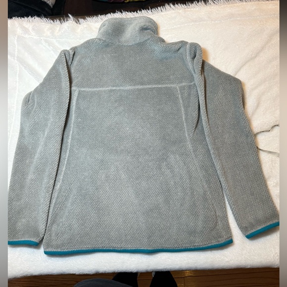 Patagonia Gray Fleece with Teal Trim - Picture 7 of 7
